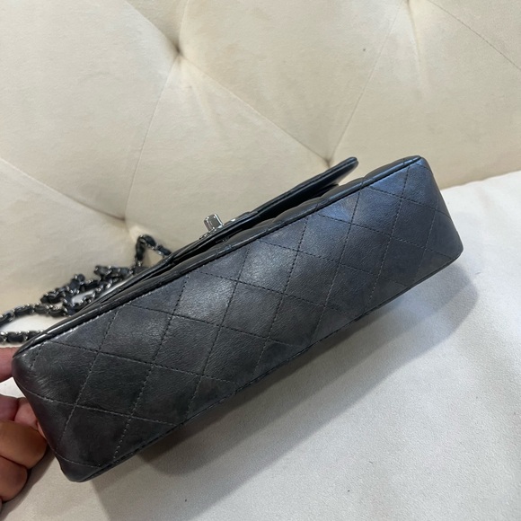 Chanel Metallic Doubel Flap Medium Size - Picture 4 of 11